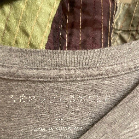 Aeropostal T-Shirt - Picture 3 of 3